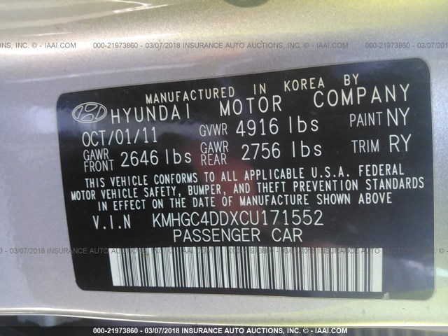 KMHGC4DDXCU171552 - 2012 HYUNDAI GENESIS 3.8L SILVER photo 9