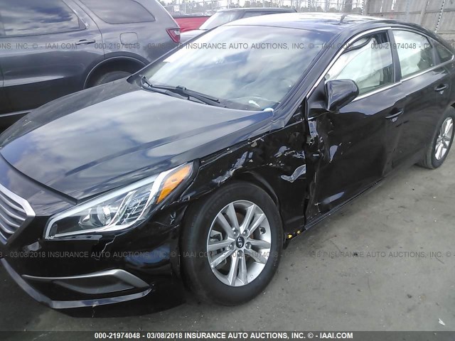 5NPE24AF9GH398493 - 2016 HYUNDAI SONATA SE BLACK photo 6
