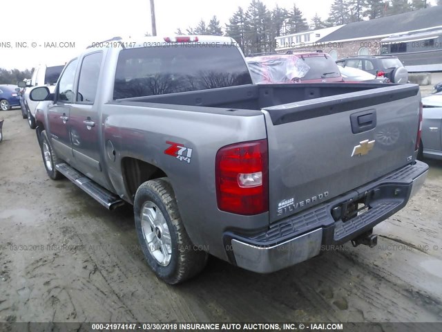 2GCEK13M071658906 - 2007 CHEVROLET SILVERADO K1500 CREW CAB GRAY photo 3