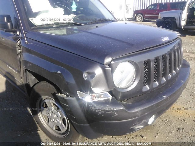 1C4NJPBB3HD203897 - 2017 JEEP PATRIOT SPORT GRAY photo 6