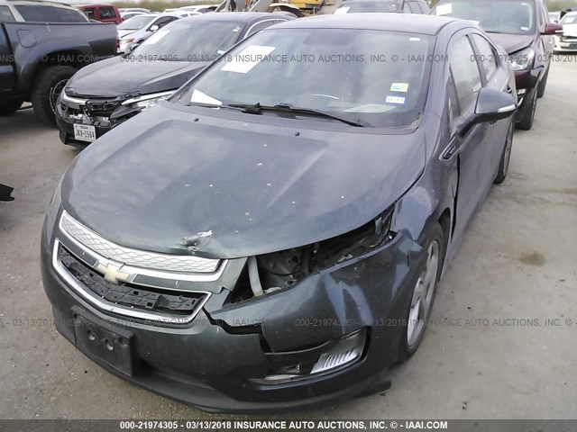 1G1RA6E43CU111957 - 2012 CHEVROLET VOLT GRAY photo 2