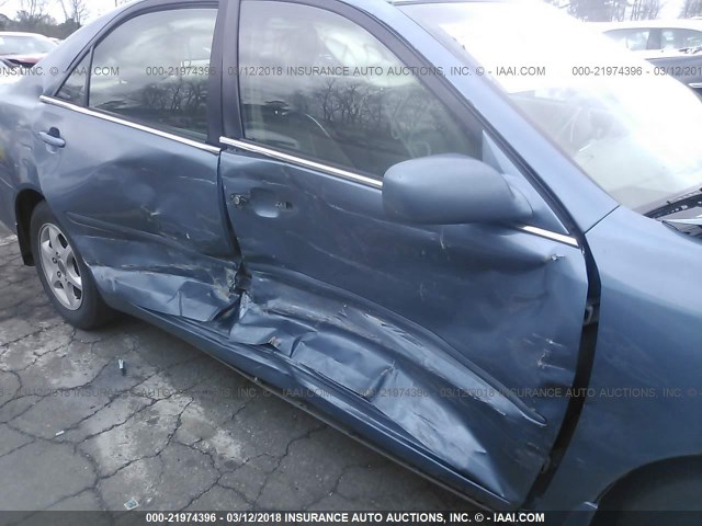 4T1BE30K74U926385 - 2004 TOYOTA CAMRY LE/XLE/SE 浅蓝色 照片 6