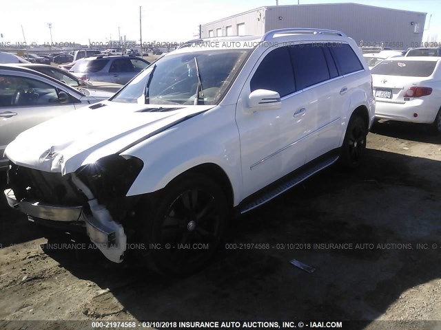 4JGBF7BE1BA664762 - 2011 MERCEDES-BENZ GL 450 4MATIC WHITE photo 2