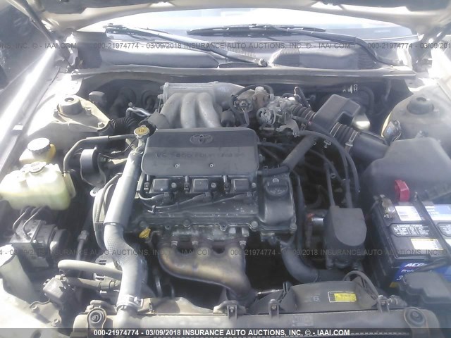 4T1BF22K91U123061 - 2001 TOYOTA CAMRY LE/XLE Braun Foto 10