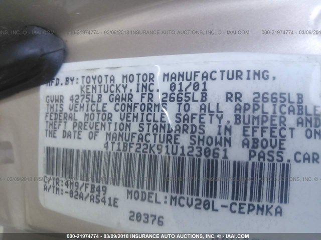4T1BF22K91U123061 - 2001 TOYOTA CAMRY LE/XLE Braun Foto 9