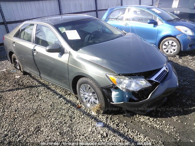 4T4BF1FK0CR260905 - 2012 TOYOTA CAMRY SE/LE/XLE GRAY photo 1