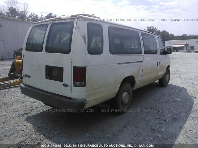 1FBSS31L15HB02420 - 2005 FORD ECONOLINE E350 SUPER DUTY WAGON WHITE photo 4