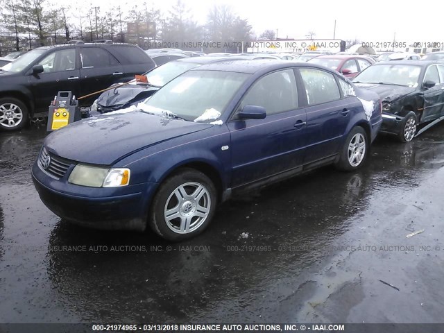WVWPD23B1YP298511 - 2000 VOLKSWAGEN PASSAT GLX 蓝色 照片 2