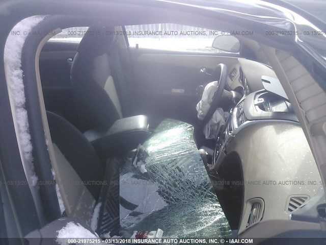 1G1ZB5E19BF166879 - 2011 CHEVROLET MALIBU LS 金色 照片 5