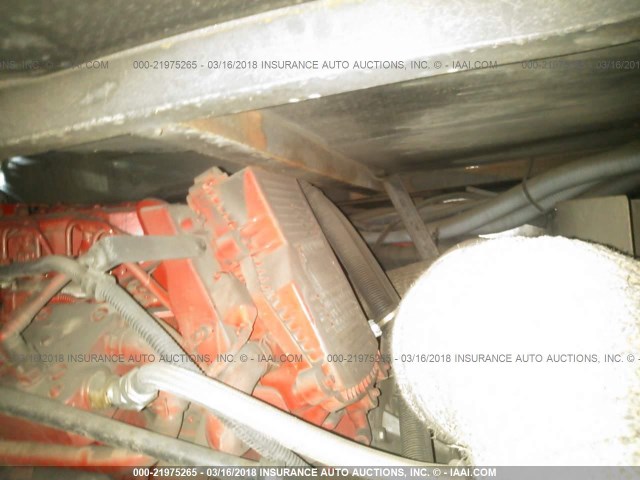 4UZAB2DT2CCBK9924 - 2012 FREIGHTLINER CHASSIS XC ნაცრისფერი ფოტო 10