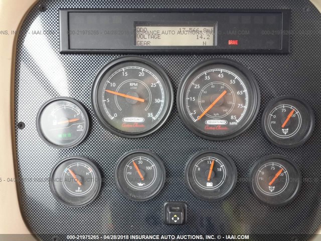 4UZAB2DT2CCBK9924 - 2012 FREIGHTLINER CHASSIS XC ნაცრისფერი ფოტო 7