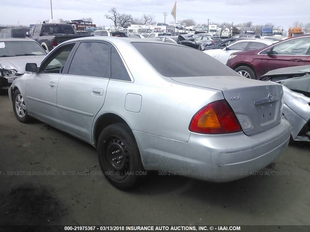 4T1BF28B71U156907 - 2001 TOYOTA AVALON XL/XLS SILVER photo 3