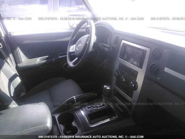 1J4RG4GK2AC116456 - 2010 JEEP COMMANDER SPORT თეთრი ფოტო 5