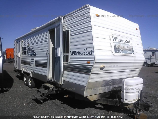 4X4TWDC225T132550 - 2005 FOREST RIVER WILDWOOD  白色 照片 1