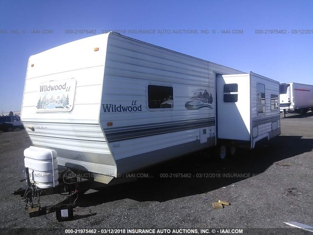 4X4TWDC225T132550 - 2005 FOREST RIVER WILDWOOD  白色 照片 2
