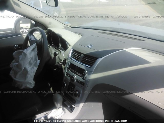 1G1ZH57B994268290 - 2009 CHEVROLET MALIBU 1LT 银色 照片 5