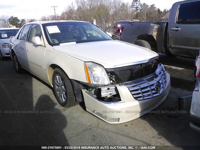 1G6KD57Y29U120073 - 2009 CADILLAC DTS WHITE photo 1