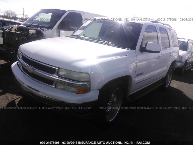 1GNEC13Z22R300738 - 2002 CHEVROLET TAHOE C1500 WHITE photo 2