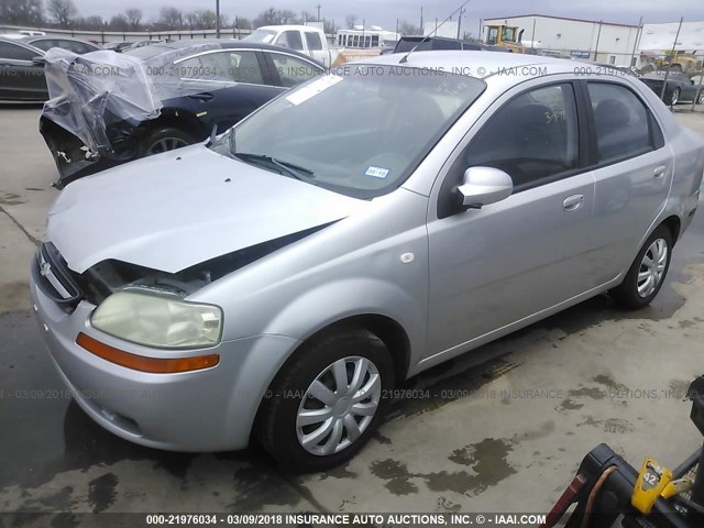 KL1TD566X6B535092 - 2006 CHEVROLET AVEO LS SILVER photo 2