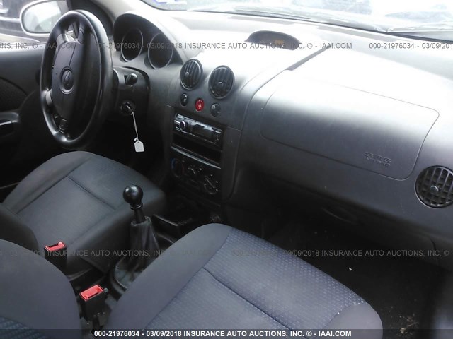 KL1TD566X6B535092 - 2006 CHEVROLET AVEO LS SILVER photo 5
