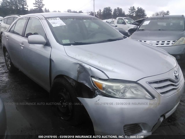 4T1BF3EK5BU677961 - 2011 TOYOTA CAMRY SE/LE/XLE Күміс фото 6