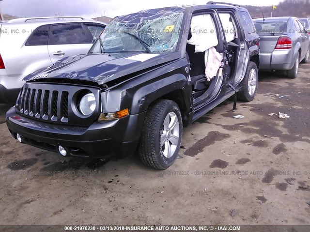 1C4NJRFB6GD783151 - 2016 JEEP PATRIOT LATITUDE GRAY photo 2