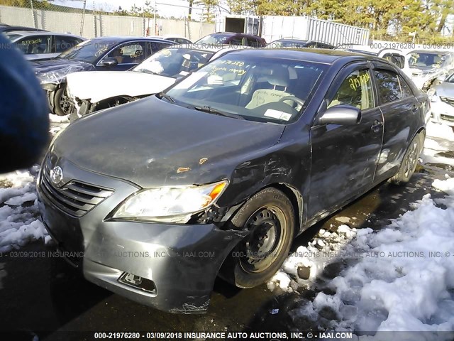 JTNBE46K573070575 - 2007 TOYOTA CAMRY NEW GENERAT CE/LE/XLE/SE GRAY photo 2