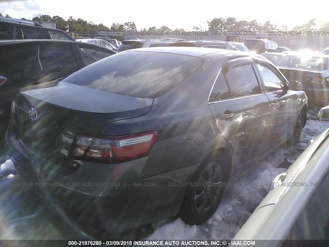 JTNBE46K573070575 - 2007 TOYOTA CAMRY NEW GENERAT CE/LE/XLE/SE GRAY photo 4