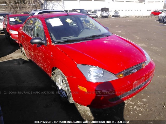 1FAFP38ZX4W142729 - 2004 FORD FOCUS ZTS RED photo 1