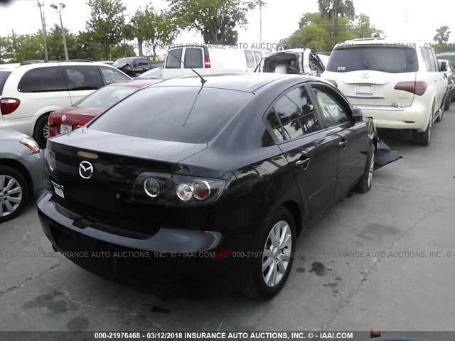 JM1BK32F581774899 - 2008 MAZDA 3 I BLACK photo 4