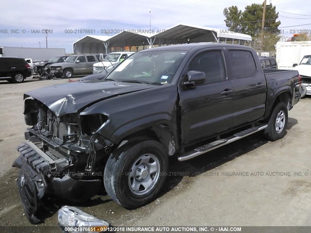 5TFAX5GN2GX063679 - 2016 TOYOTA Tacoma DOUBLE CAB/SR/SR5 GRAY photo 2