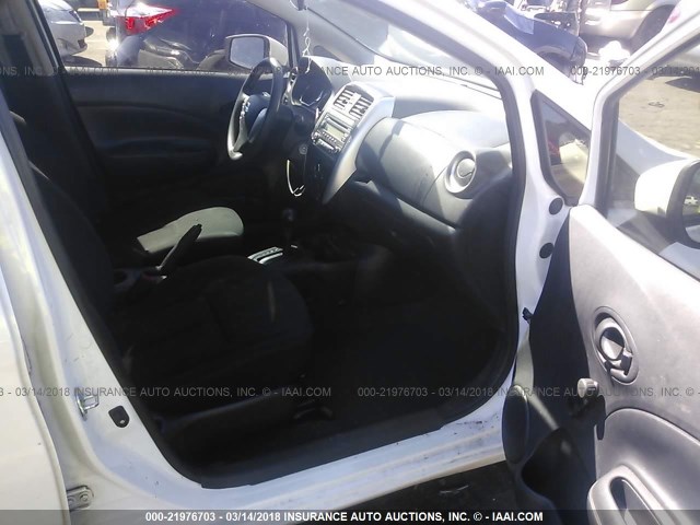 3N1CE2CP9FL356643 - 2015 NISSAN VERSA NOTE S/S PLUS/SV/SL/SR WHITE photo 5