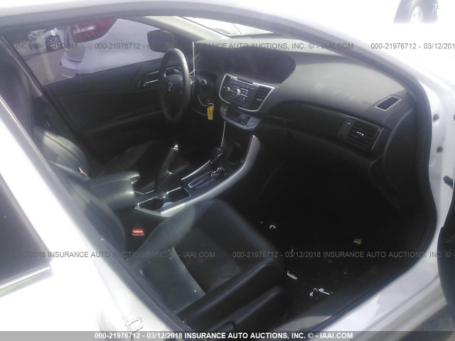 1HGCR2F50EA255008 - 2014 HONDA ACCORD SPORT WHITE photo 5