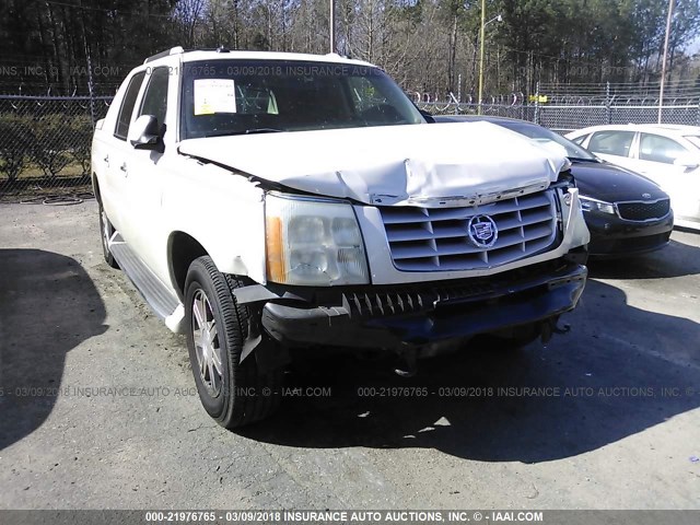 3GYEK63N43G326775 - 2003 CADILLAC ESCALADE EXT WHITE photo 6