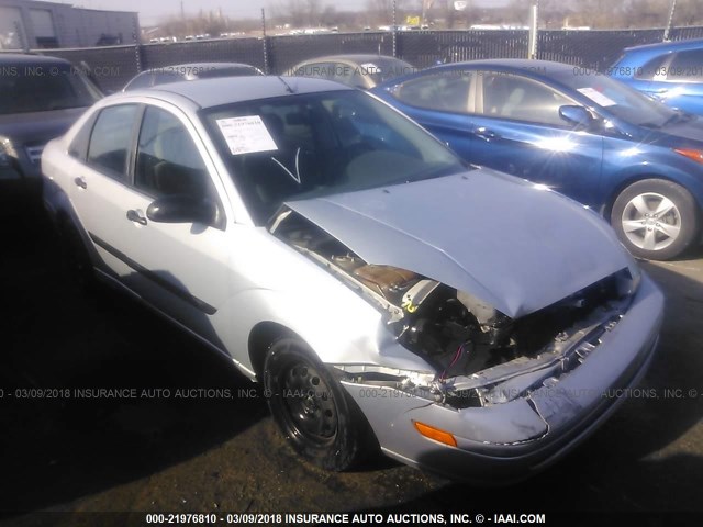 1FAFP33P51W313145 - 2001 FORD FOCUS LX SILVER photo 1