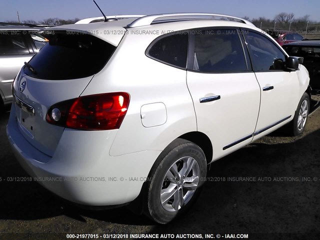 JN8AS5MT7FW663804 - 2015 NISSAN ROGUE SELECT S WHITE photo 4