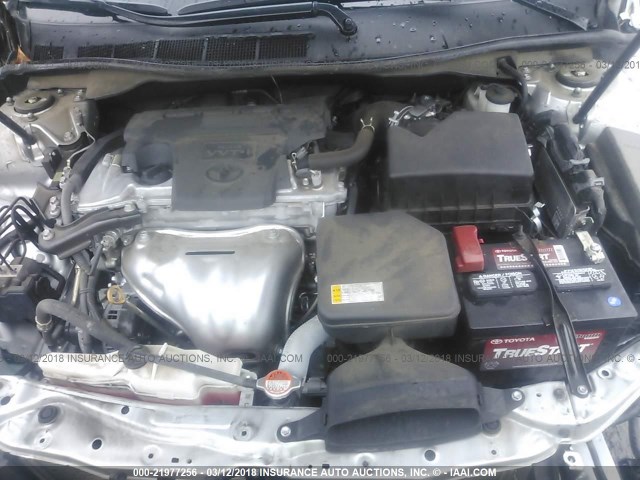 4T4BF1FK0GR561972 - 2016 TOYOTA CAMRY LE/XLE/SE/XSE GRAY photo 10