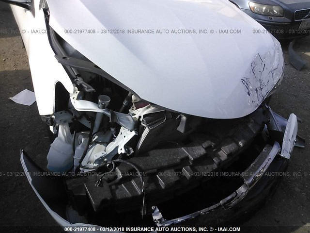 4T1BF1FK3FU986000 - 2015 TOYOTA CAMRY LE/XLE/SE/XSE WHITE photo 6