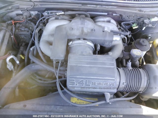 5LMRU27A7YLJ03991 - 2000 LINCOLN NAVIGATOR 银色 照片 10