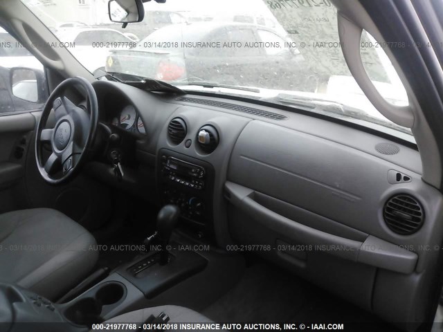 1J4GL48K44W103437 - 2004 JEEP LIBERTY SPORT 白色 照片 5