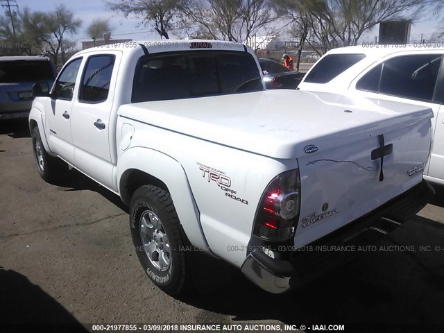 3TMJU4GN3AM097050 - 2010 TOYOTA TACOMA DOUBLE CAB PRERUNNER WHITE photo 3