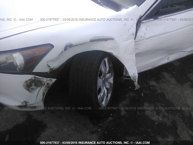 JHMCP26869C000659 - 2009 HONDA ACCORD EXL WHITE photo 6