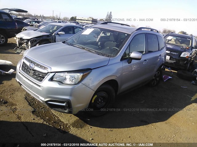 JF2SJAGC6HH510802 - 2017 SUBARU FORESTER 2.5I PREMIUM SILVER photo 2