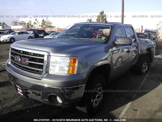 2GTEC13C371582604 - 2007 GMC NEW SIERRA C1500 SILVER photo 2