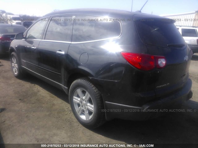 1GNEV23D09S116762 - 2009 CHEVROLET TRAVERSE LT BLACK photo 3