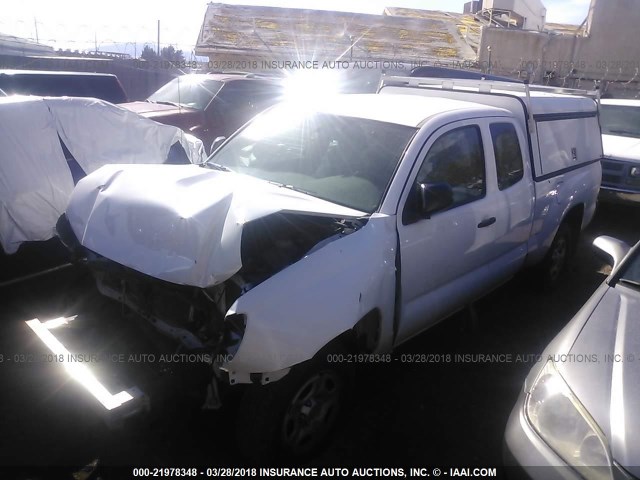 5TFTX4CNXFX049780 - 2015 TOYOTA TACOMA ACCESS CAB Weiß Foto 2