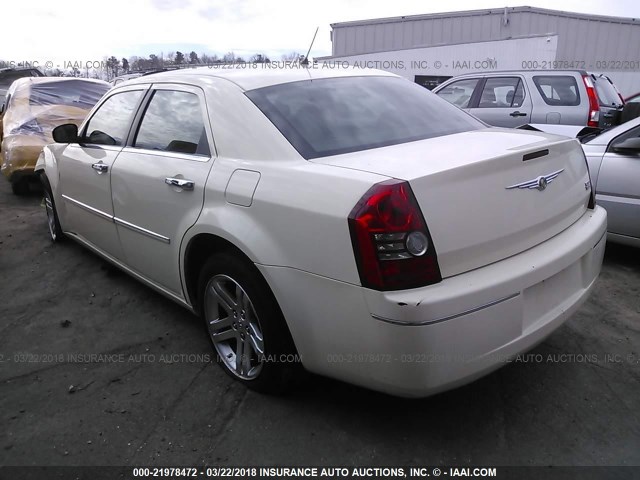 2C3KA53G28H121765 - 2008 CHRYSLER 300 TOURING WHITE photo 3