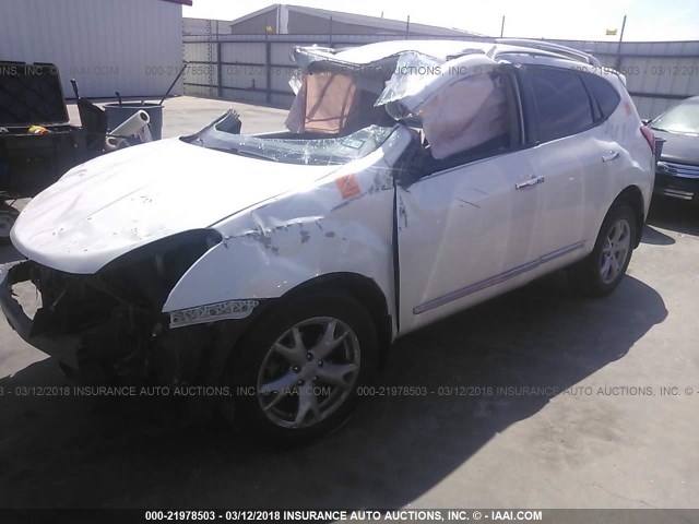 JN8AS5MTXBW188854 - 2011 NISSAN ROGUE S/SV/KROM WHITE photo 2