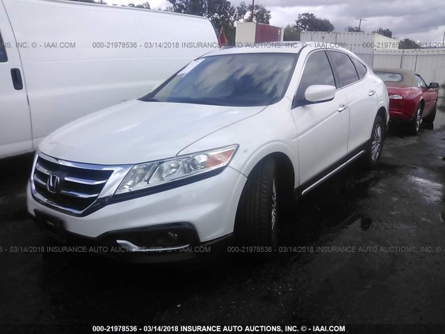 5J6TF3H36DL002250 - 2013 HONDA CROSSTOUR EX WHITE photo 2