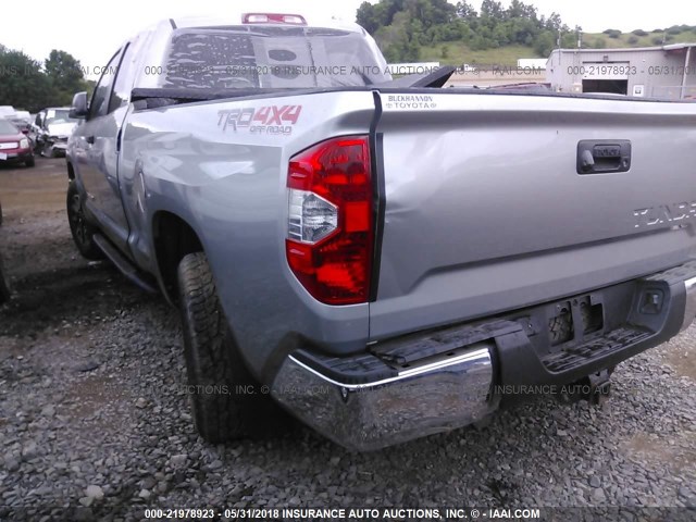 5TFUY5F16EX359603 - 2014 TOYOTA TUNDRA DOUBLE CAB SR/SR5 SILVER photo 3